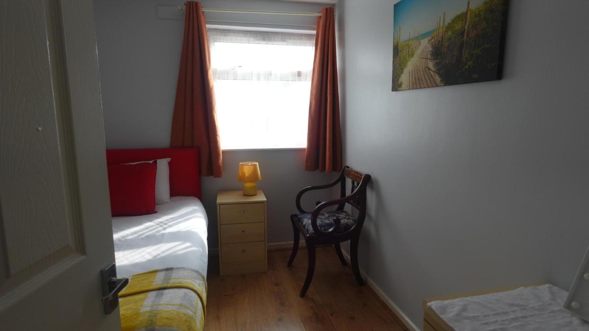 Chelsea House-Huku Kwetu Dunstable-3 Bedroom House Houghton Regis 외부 사진